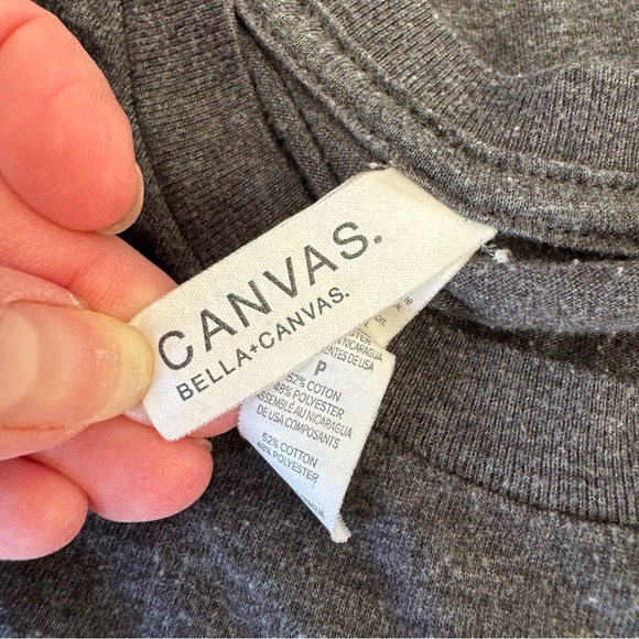 Taylor Swift Reputation 2018 Stadium Tour Tee Shirt - Color: Dark Gray - Picture 10 of 10